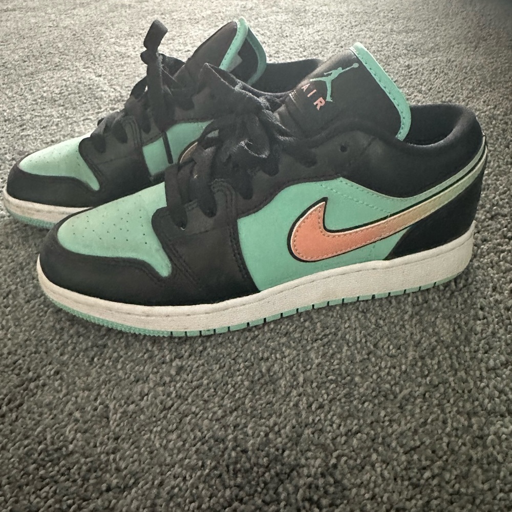 Big kids Air Jordan 1